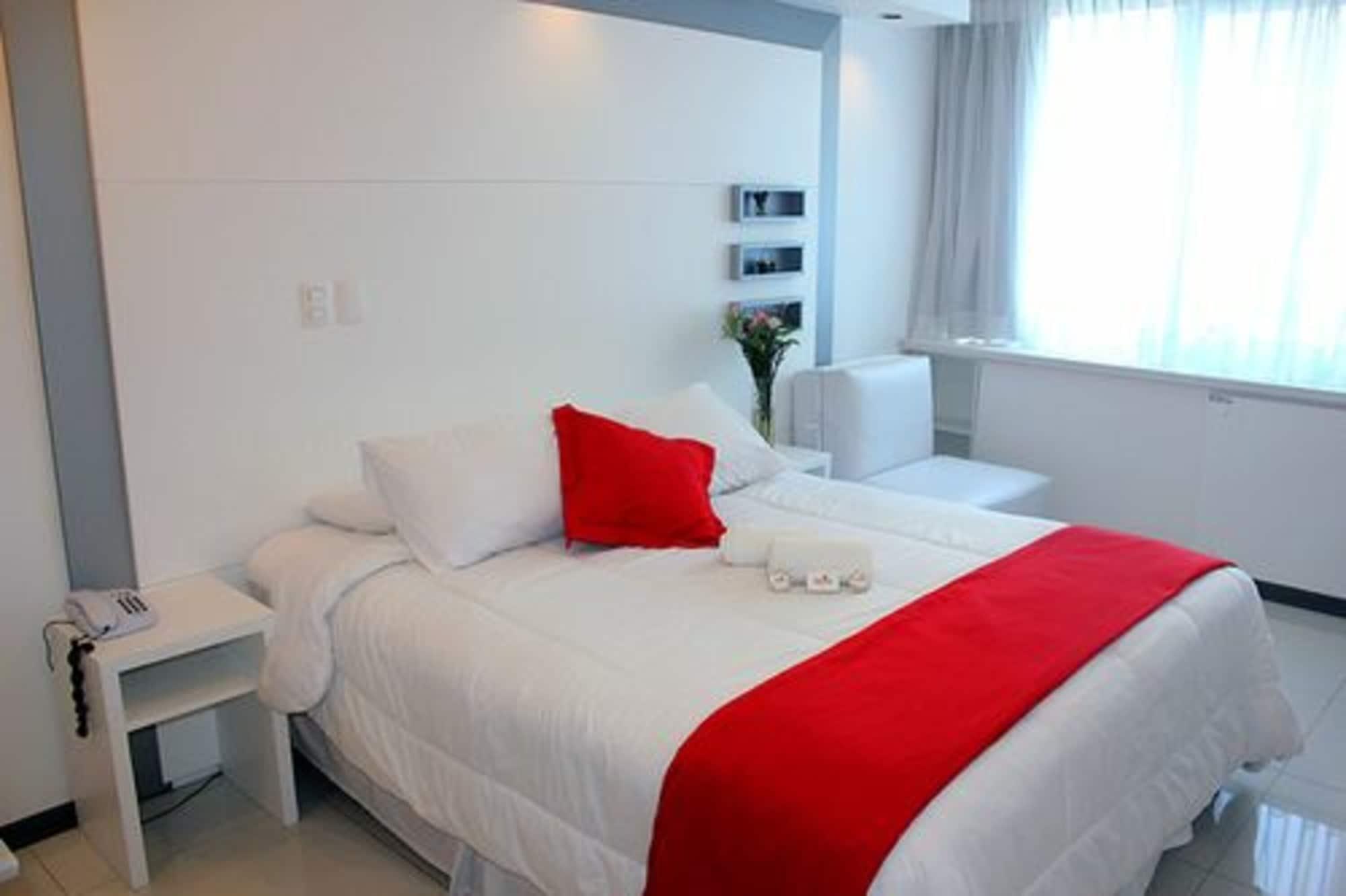 מונטווידאו Hotel Gema Luxury Suites מראה חיצוני תמונה